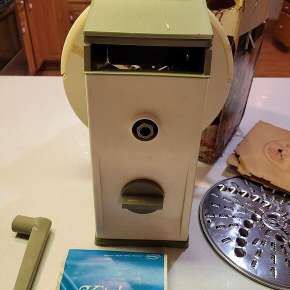 Vintage 1970 Popeil's Kitchen Magician Food Cutter in Box Made in USA Very Nice - Picture 6 of 6